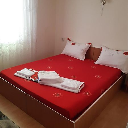 דירות באיילה הרקולנדה Casa Iza מראה חיצוני תמונה